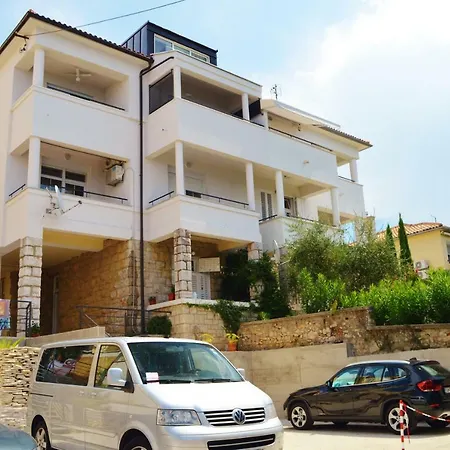 Nirvana - 2 Apartment